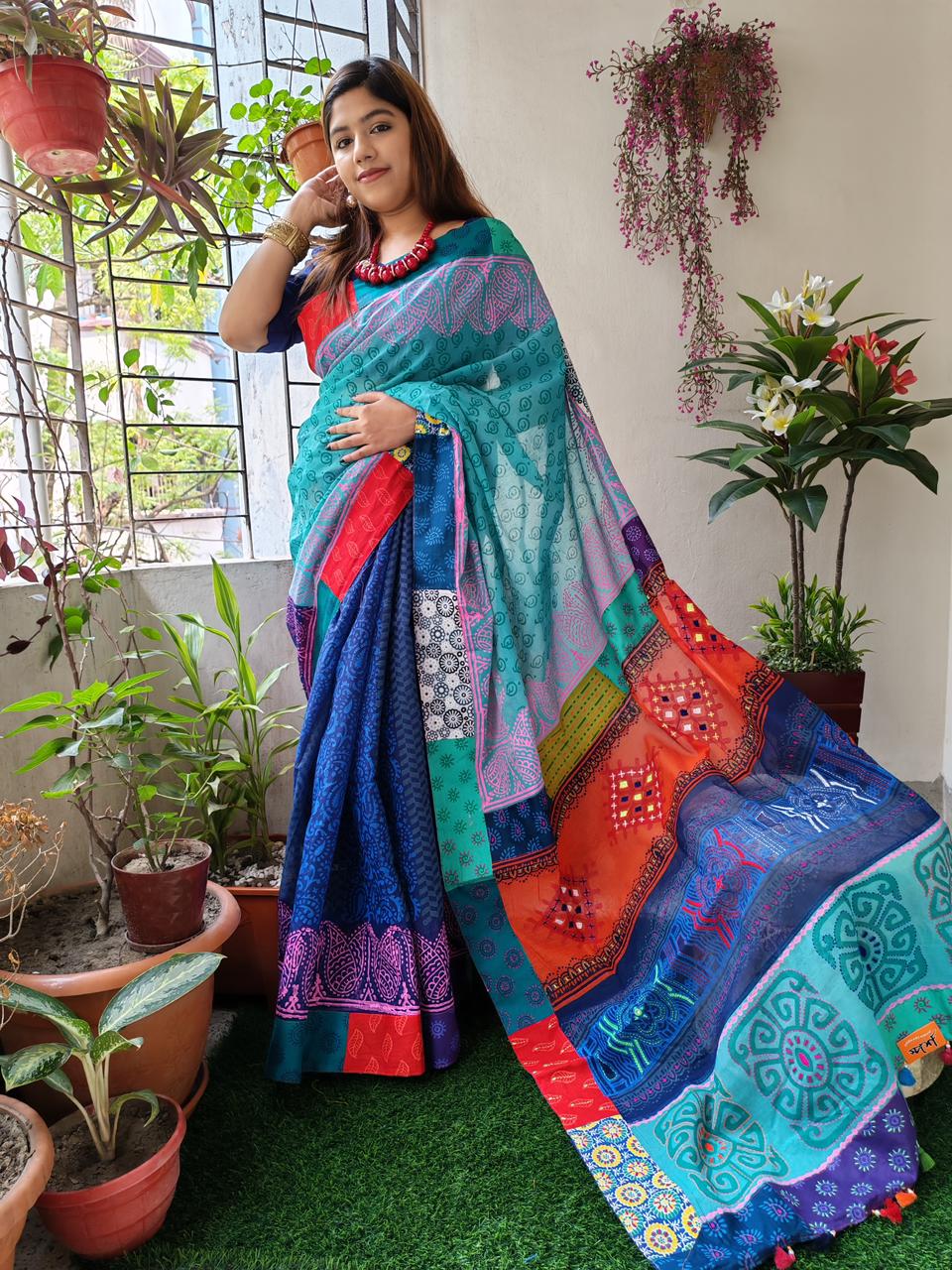 🌸 বুটিক শাড়ি 🌸